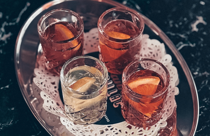 Negroni cocktails on a tray