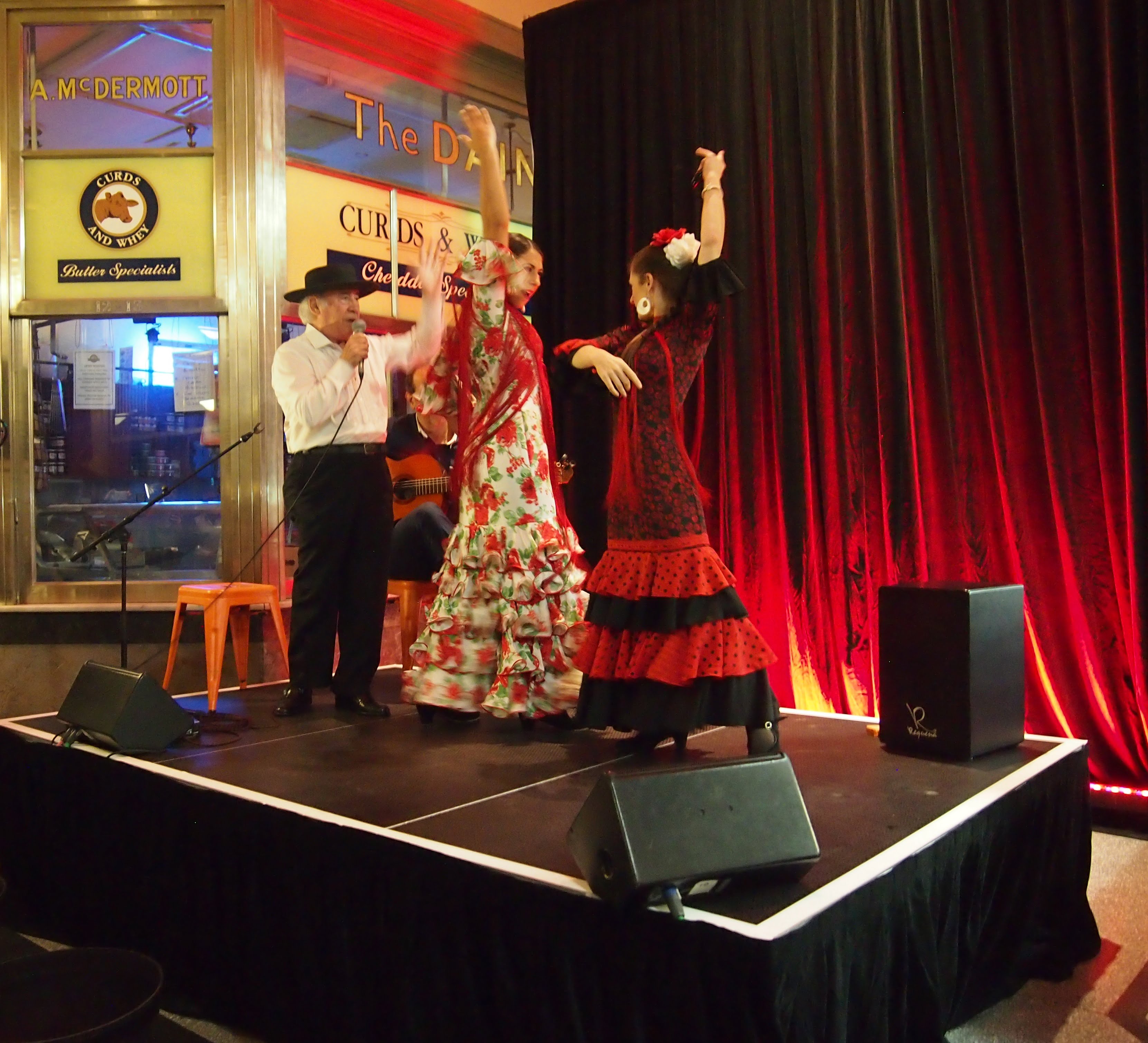 spanish-paella-festival-flamenco-dancers