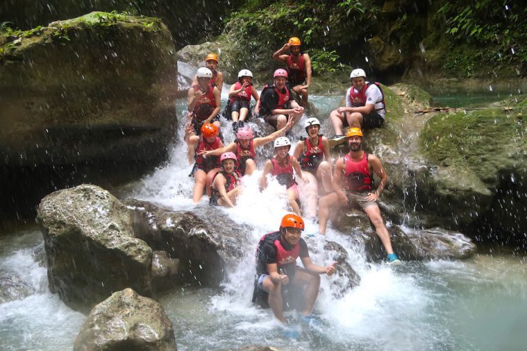 Island Hop Your Way Around The Philippines