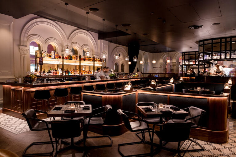 Esq Bar Dining QVB