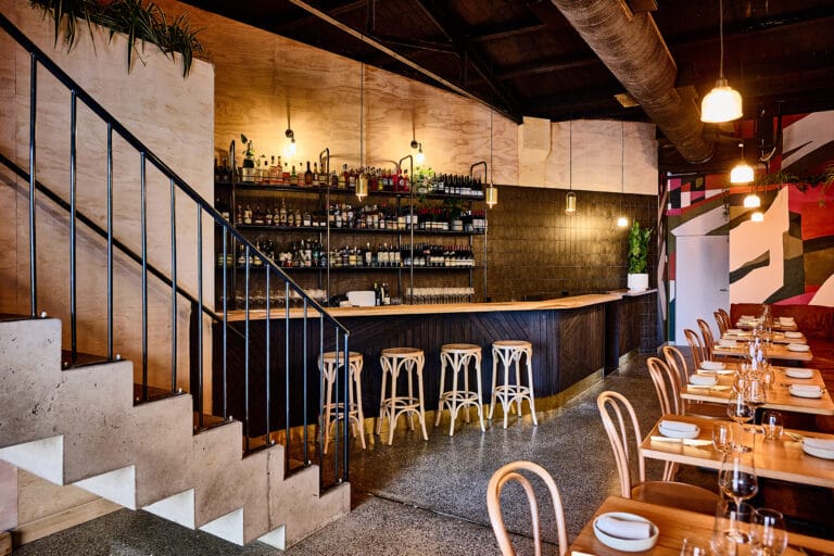 Vecina Newcastle