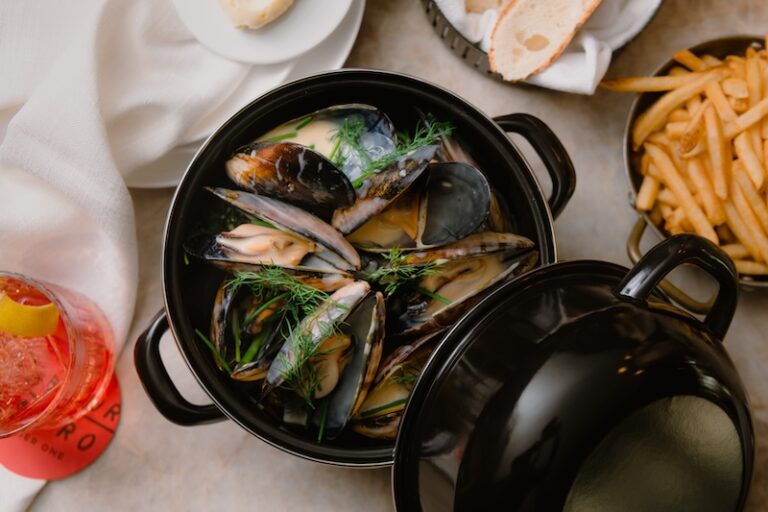 Harbour Bistro Up All You Can Eat Mussels and Fries