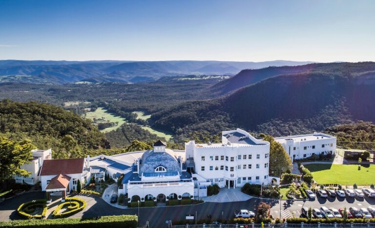 Hydro Majestic Blue Mountains